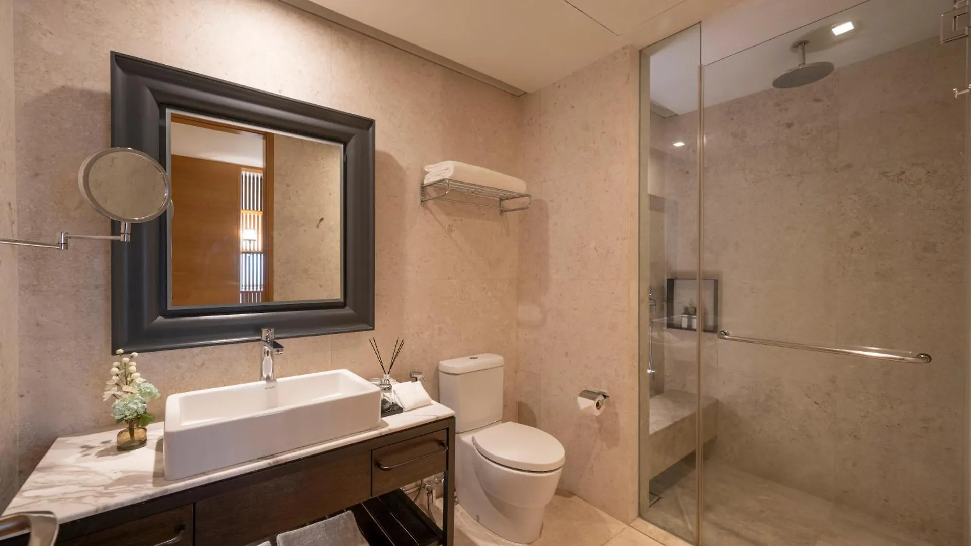 Lanson Place Bukit Ceylon Kuala Lumpur Aparthotel